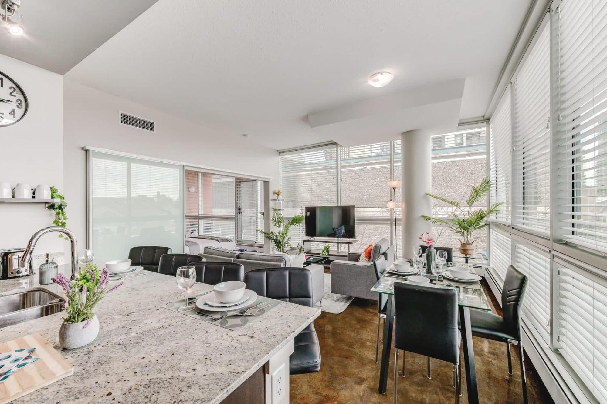 Upscale 2Br Condo - King Bed - Stunning Views YYC Exterior foto